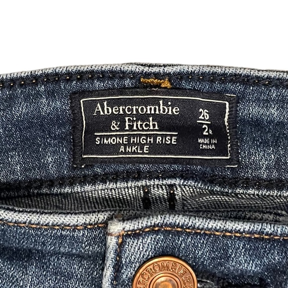 Abercrombie & Fitch Simone High Rise Ankle Distressed w/ Red Stripe Jeans Size 2 - Picture 3 of 4